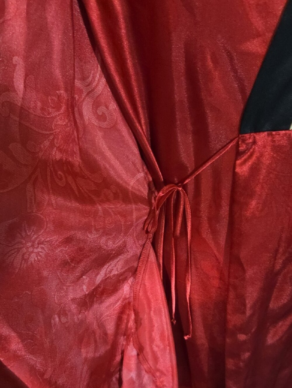 Jones New York Red Satin Long Robe and Gown - Picture 4 of 11